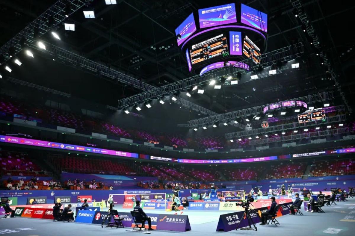 石宇奇顶伤战亚锦赛:教练组这次押对了吗?